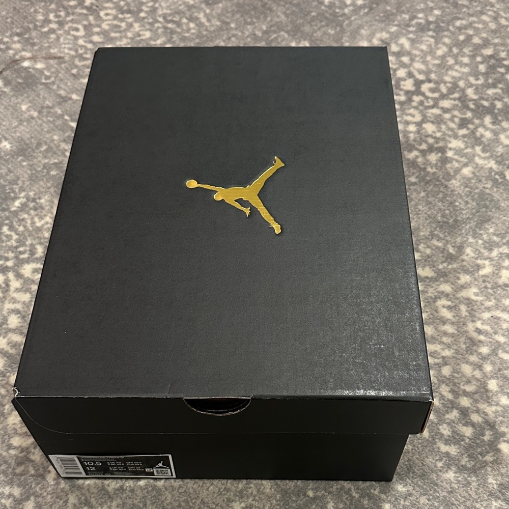 NIKE JORDAN BIG BOX